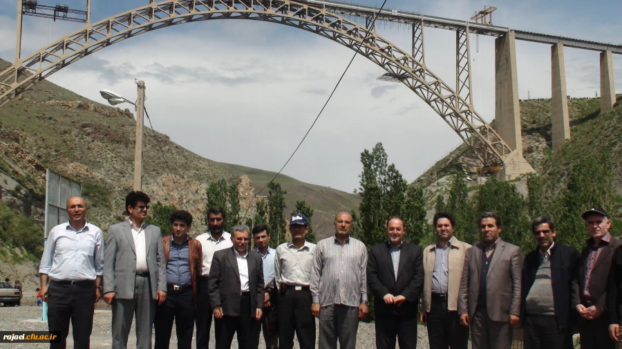 اردوی سیاحتی همکاران و اساتید پردیس از مناطق تاریخی شمال استان و شهرستان جلفا