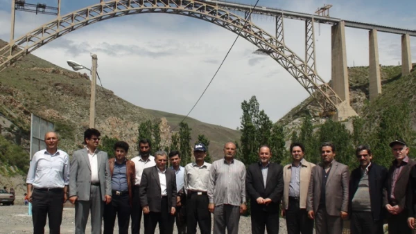 اردوی سیاحتی همکاران و اساتید پردیس از مناطق تاریخی شمال استان و شهرستان جلفا