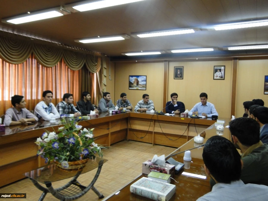 اولین جلسه مسئولین کانون ها و انجمن های  فرهنگی و هنری پردیس