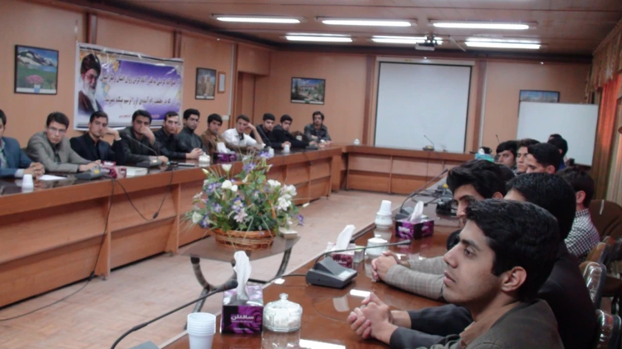 نشست معرفتی دانشجویان فعال در حوزه فرهنگی
