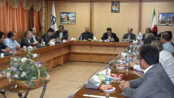 مراسم نکو داشت مقام و منزلت معلم در جمع کارکنان و اساتید پردیس شهید رجایی