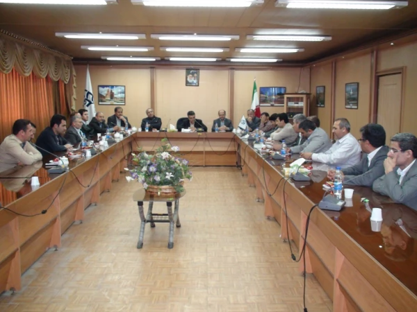 مراسم نکو داشت مقام و منزلت معلم در جمع کارکنان و اساتید پردیس شهید رجایی