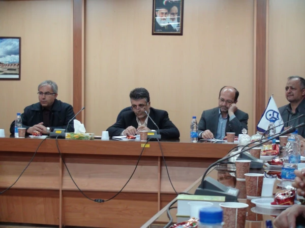 مراسم نکو داشت مقام و منزلت معلم در جمع کارکنان و اساتید پردیس شهید رجایی