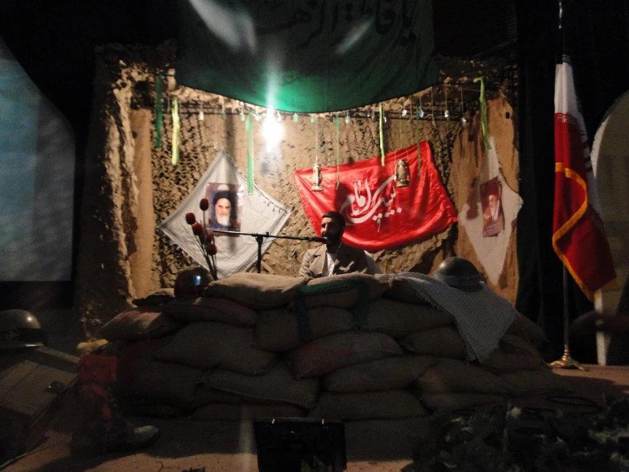 حضور دانشجویان پردیس در مراسم شبی با شهداء