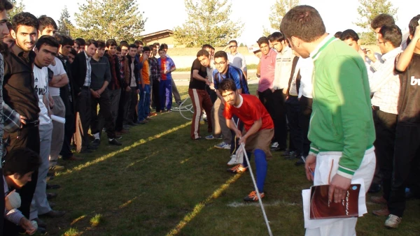 برگزاری مسابقات ورزشی به مناسبت هفته آموزش