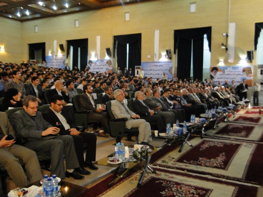 اختتامییه مسابقات قرآن و عترت دانش آموزان کشور