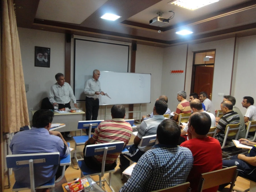 قرعه کشی تیمهای حاضر در مسابقات