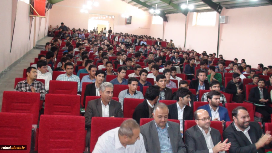 برگزاری مراسم به مناسبت عید سعید غدیر خم با حضور کلیه دانشجویان در سالن اجتماعات جدیدالاحداث 400 نفری پردیس 2