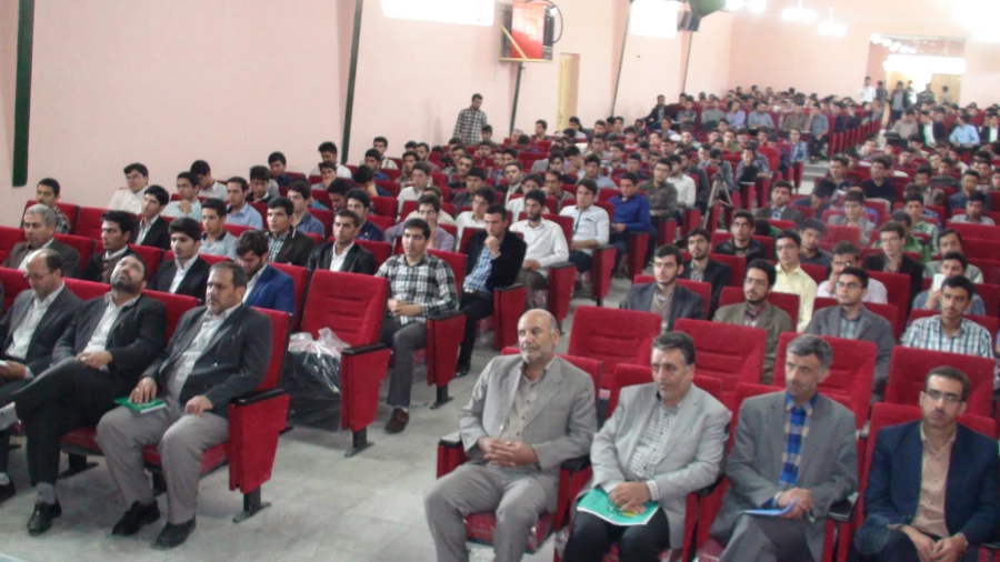 برگزاری مراسم به مناسبت عید سعید غدیر خم با حضور کلیه دانشجویان در سالن اجتماعات جدیدالاحداث 400 نفری پردیس