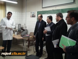 بازدید روسای پردیسهای دانشگاه فرهنگیان، معاون برنامه ریزی و توسعه مدیریت و مسئولان پژوهشکده تعلیم و تربیت اداره کل آموزش و پرورش استان از آزمایشگاههای پردیس شهید رجایی