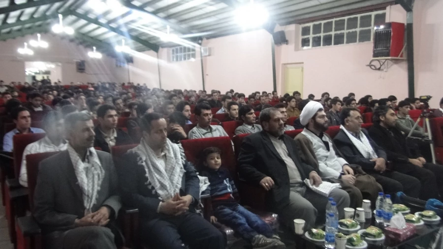 برگزاری محفل انس با قرآن بمناسبت گرامیداشت هفته بسیج با حضور نفر اول مسابقات بین المللی 6