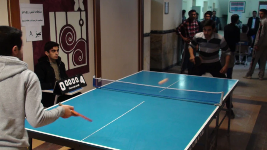 برگزاری مسابقات ورزشی به مناسبت بزرگداشت هفته بسیج بین دانشجویان  6