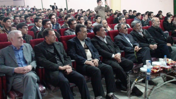 برگزاری مراسم باشکوه گرامیداشت روز دانشجو