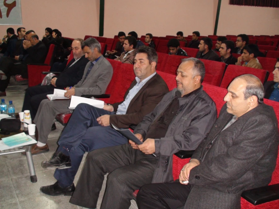 برگزاری جلسه پرسش و پاسخ به سئوالات دانشجو معلمان