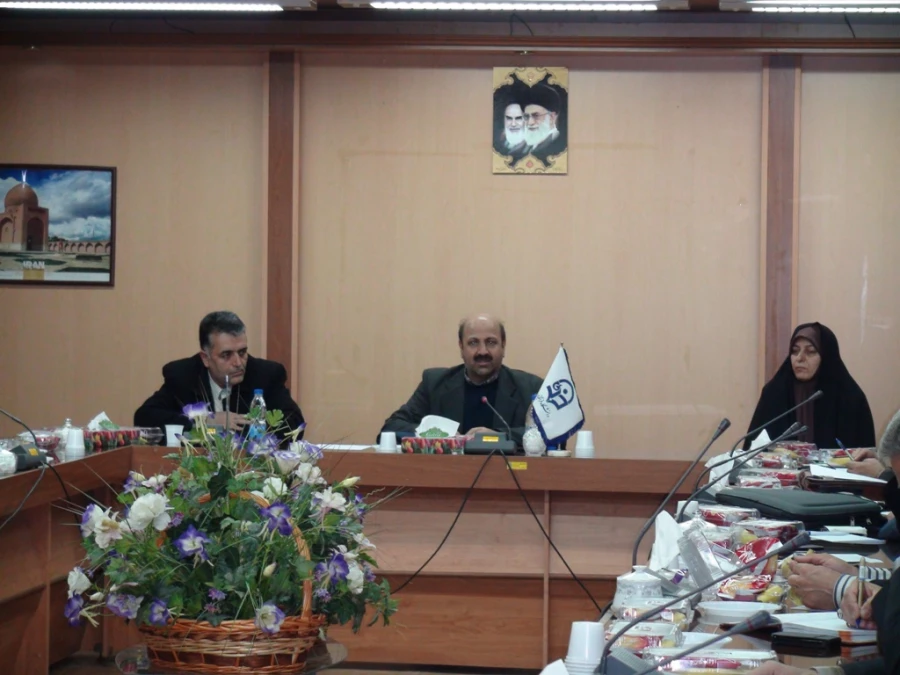 جلسه معاونت محترم آموزشی و تحصیلات تکمیلی جناب آقای دکتر موسی پور با اساتید پردیس شهید رجایی ارومیه 5