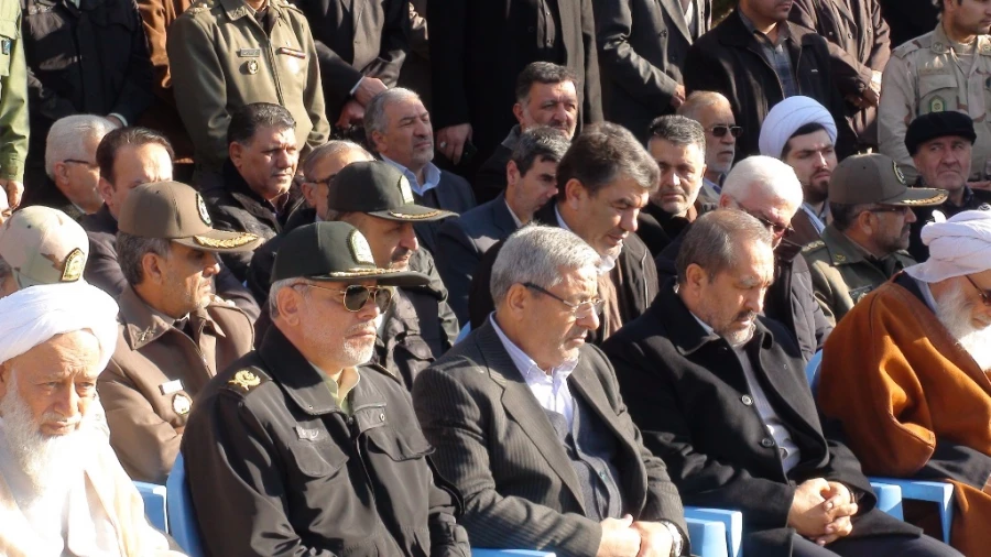 تجدید میثاق مسئولین و دانشجویان پردیس با شهدای اسلام 3