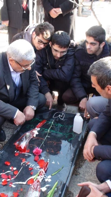 تجدید میثاق مسئولین و دانشجویان پردیس با شهدای اسلام 6