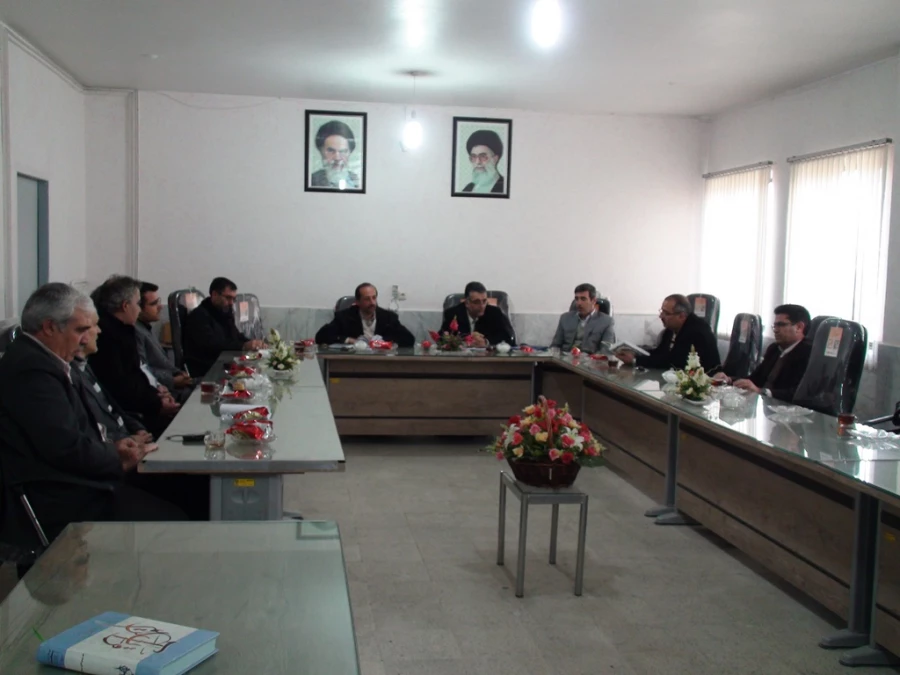 جلسه تودیع سرپرست مرکز امام خمینی (ره) سلماس و معارفه سرپرست جدید 11