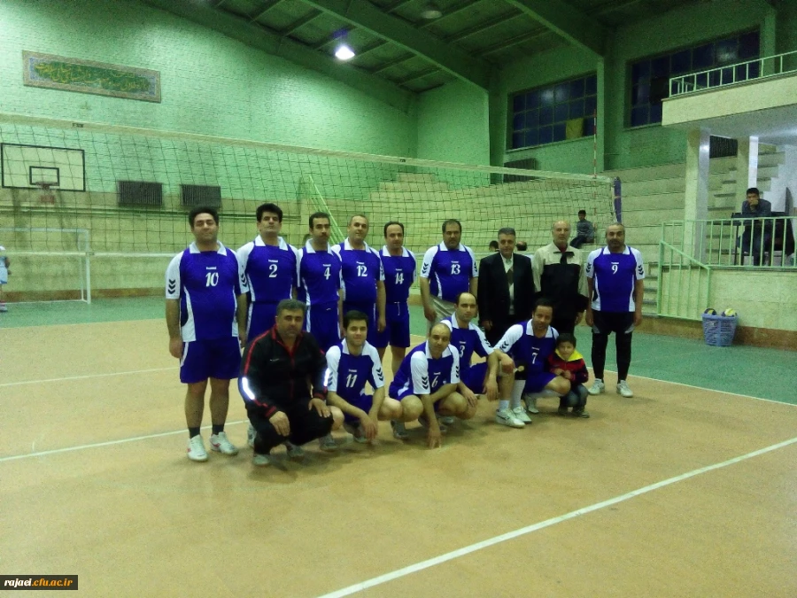 برگزاری مسابقه دوستانه والیبال بین تیم های کارکنان پردیس شهید رجایی و پردیس علامه طباطبایی 2