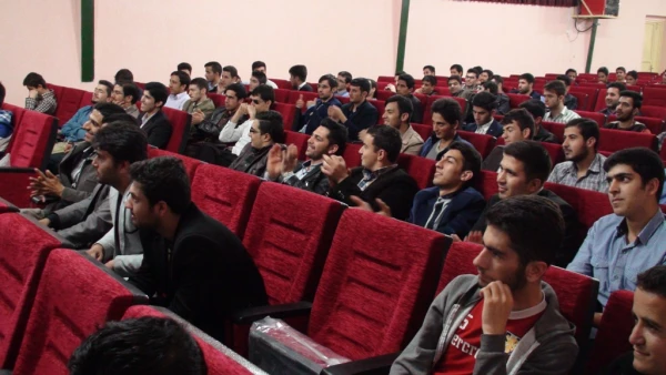 برگزاری کرسی آزاد اندیشی با موضوع 

ازدواج دانشجویی؟ 5