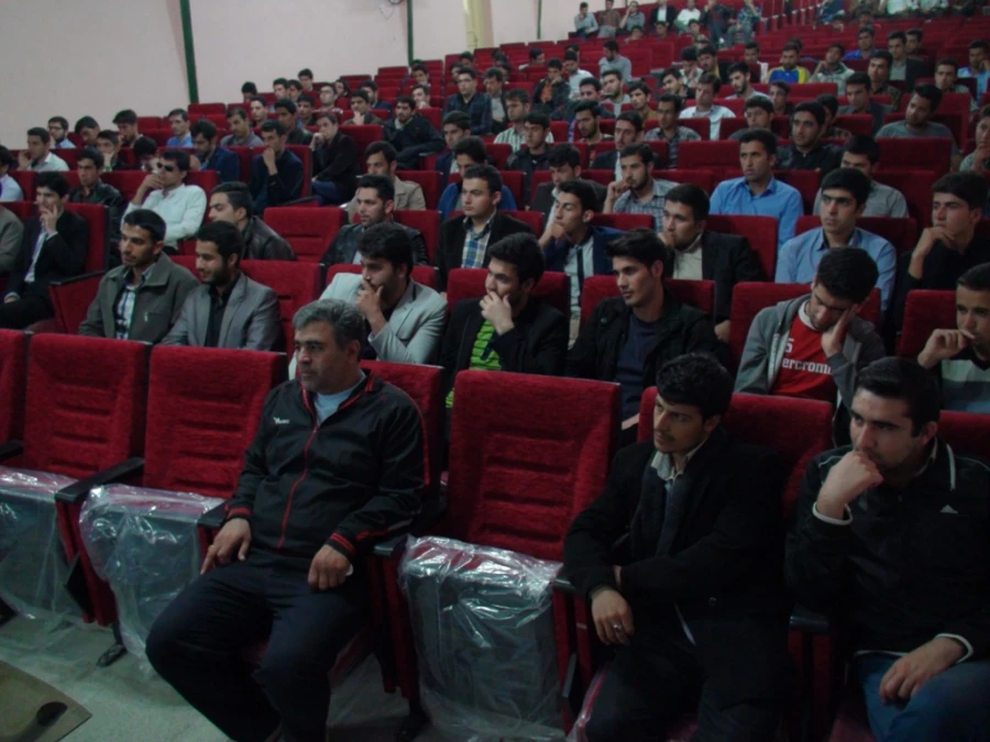 برگزاری کرسی آزاد اندیشی با موضوع 

ازدواج دانشجویی؟ 6