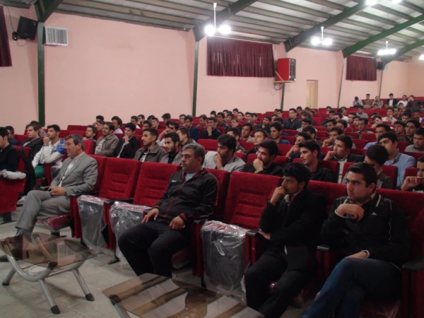 برگزاری کرسی آزاد اندیشی با موضوع 

ازدواج دانشجویی؟ 7