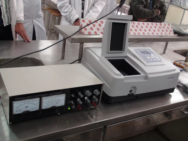 بهره برداری از دستگاههای تازه خریداری شده آزمایشگاه های پردیس شهید رجایی 4