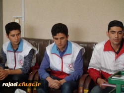 به مناسبت هفته هلال احمر

دیدار اعضای کانون هلال احمر پردیس شهید رجایی با معاون آموزشی و فرهنگی پردیس
 3