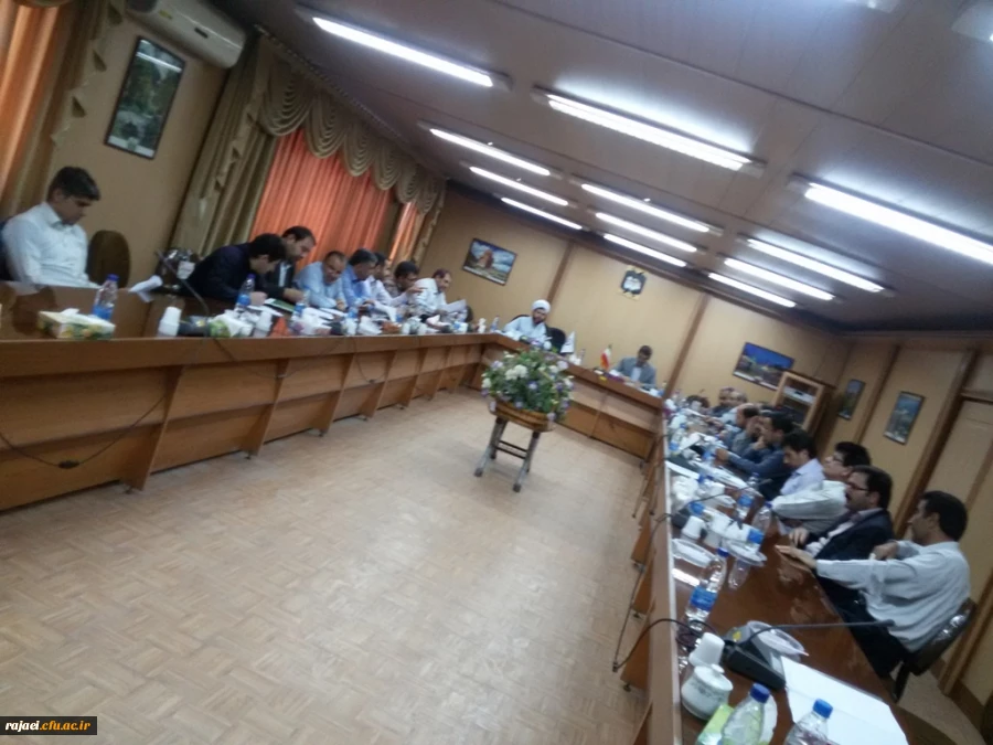 نشست صمیمی همکاران پردیس به همراه خاطره گویی بمناسبت گرامیداشت سالگرد ارتحال امام خمینی (ره)