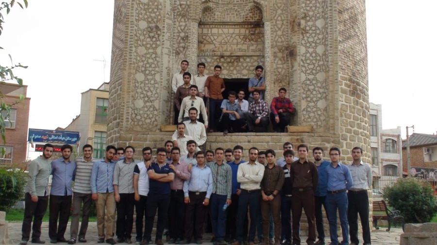 بازدید دانشجویان شرکت کننده در حیات طیبه از مکانهای تاریخی و سیاحتی ارومیه