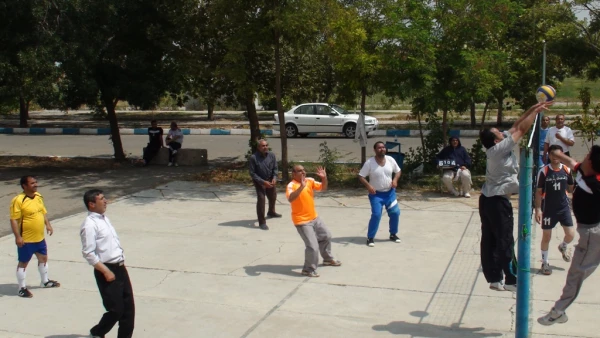 به مناسبت سالروز ولادت امام رضا(ع) و هفته دولت

برگزاری مسابقه والیبال بین کارکنان پردیس شهید رجایی ارومیه 5