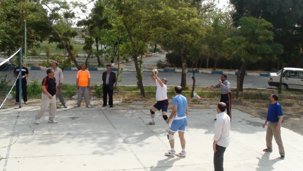 به مناسبت سالروز ولادت امام رضا(ع) و هفته دولت

برگزاری مسابقه والیبال بین کارکنان پردیس شهید رجایی ارومیه 6