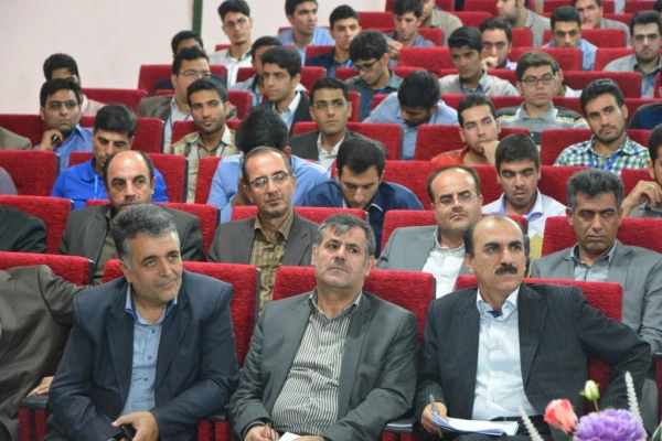 در پردیس شهید رجایی ارومیه 

دومین همایش کشوری پویش ویژه دانشجویان پژوهشگر دانشگاه فرهنگیان  آغاز گردید.