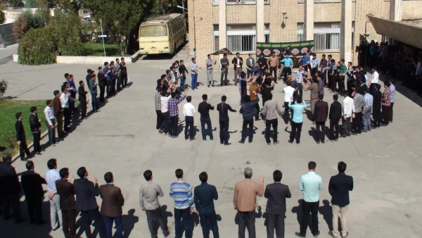 اعلان عزا و اهتزاز پرچم حسینی بمناسبت ورود به ماه محرم