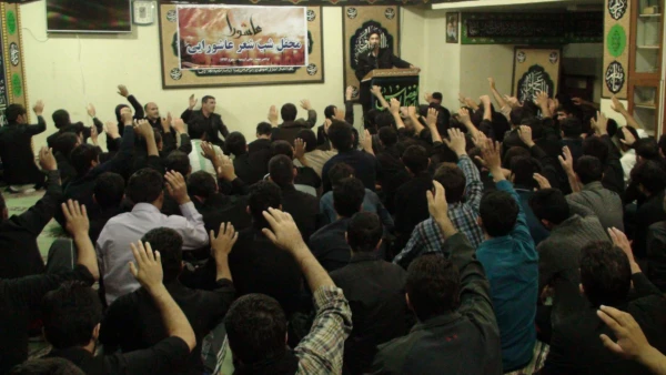 برگزاری محفل شب شعر عاشورایی