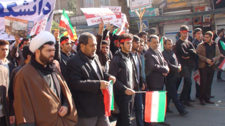 شرکت گسترده دانشجویان، کارکنان و مدرسان پردیس شهید رجایی 

در راهپیمایی روز مبارزه با استکبار جهانی یوم الله 13 آبان