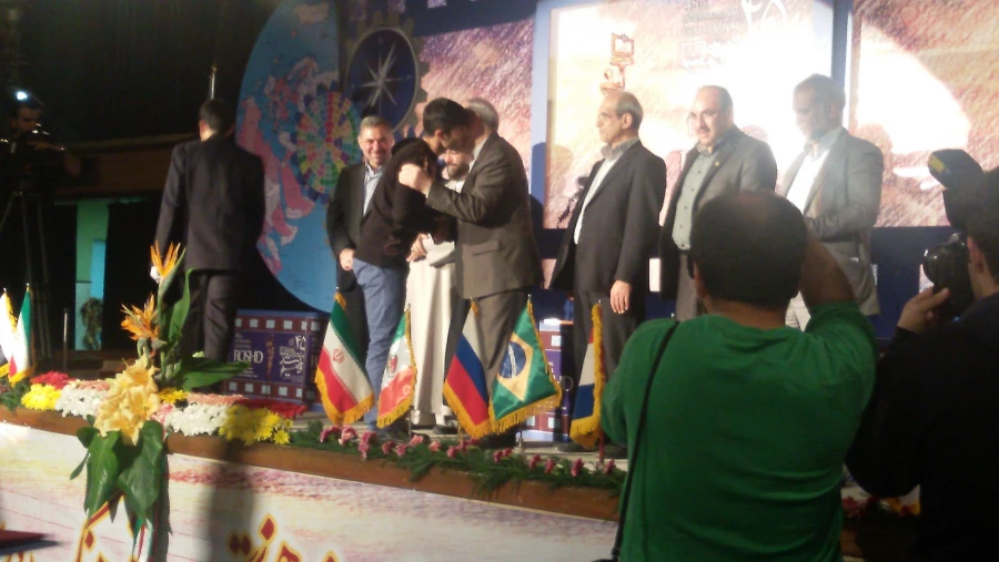 افتخاری دیگر برای پردیس شهید رجایی ارومیه

کسب دیپلم افتخار در جشنواره بین المللی فیلم رشد توسط دانشجوی پردیس 
 4