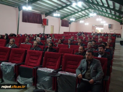 نشست صمیمی مسئولان پردیس با دانشجویان کارشناسی ناپیوسته