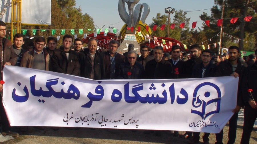 غبارروبی مزار مطهر شهدا بمناسبت ایام ا.. دهه فجر