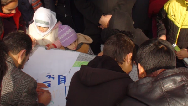 به همت بسیج دانشجویی پردیس :

برپایی ایستگاه نقاشی کودکان در راهپیمایی عظیم 22 بهمن
 4