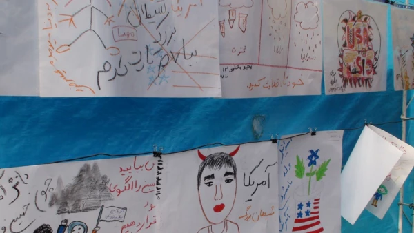 به همت بسیج دانشجویی پردیس :

برپایی ایستگاه نقاشی کودکان در راهپیمایی عظیم 22 بهمن
 9