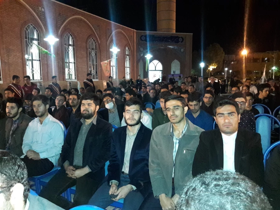 حضور پرشور دانشجویان پردیس در یادواره شهدای گمنام  4