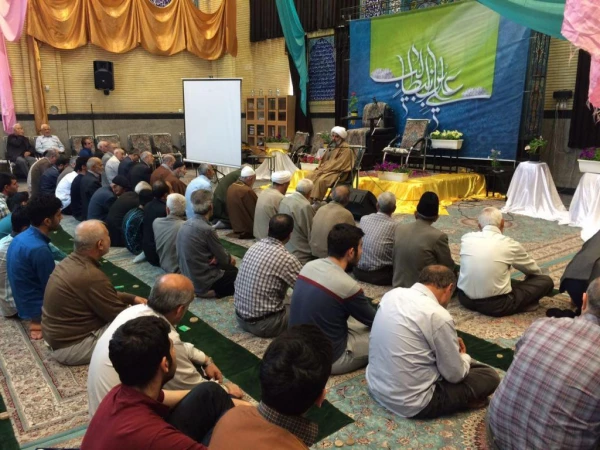 حضور دانشجویان پردیس در مراسم معنوی اعتکاف مسجد جنرال 2