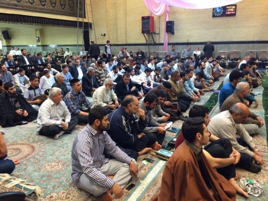 حضور دانشجویان پردیس در مراسم معنوی اعتکاف مسجد جنرال