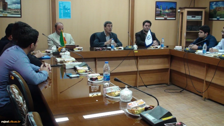 برگزاری جلسه هم اندیشی آموزشی در هفته آموزش 2