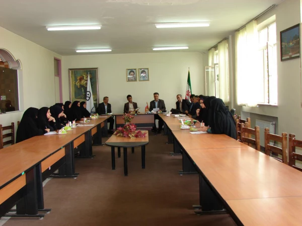 بازدید جناب آقای دکتر آیت کریمی و جناب آقای شهرانی از مراکز امام خمینی (ره) سلماس و شهید مطهری خوی 6