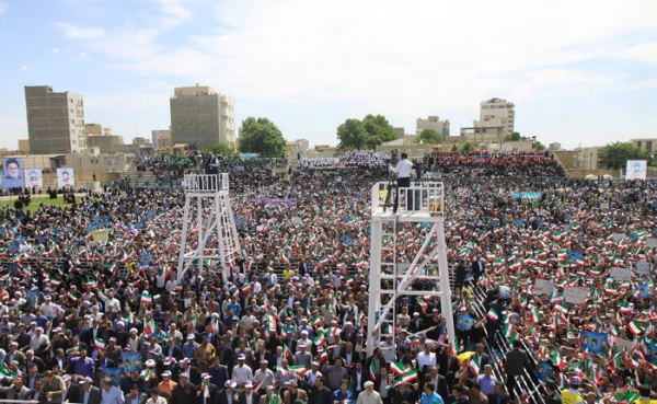 استقبال دانشجویان، اساتید و کارکنان پردیس شهید رجایی از کاروان تدبیر و امید 7