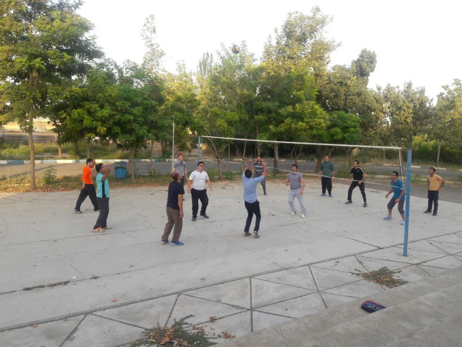 استفاده مهارت آموزان ماده 28 شرکت کننده در دوره از امکانات ورزشی و تفریحی  پردیس شهید رجایی ارومیه