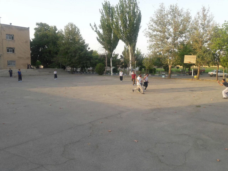 استفاده مهارت آموزان ماده 28 شرکت کننده در دوره از امکانات ورزشی و تفریحی  پردیس شهید رجایی ارومیه 11