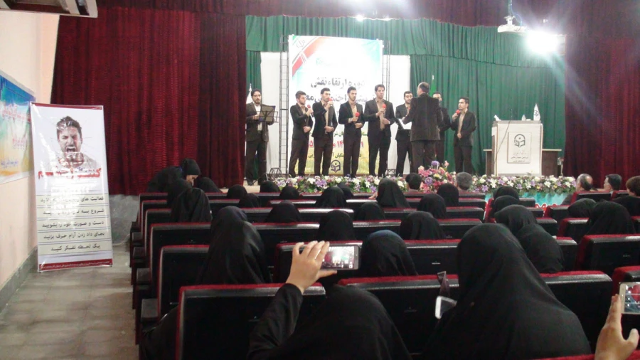 برگزاری مراسم افتتاحیه 

دوره ارتقاء نقش فرهنگی و تربیتی مهارت آموزان ماده 28 3